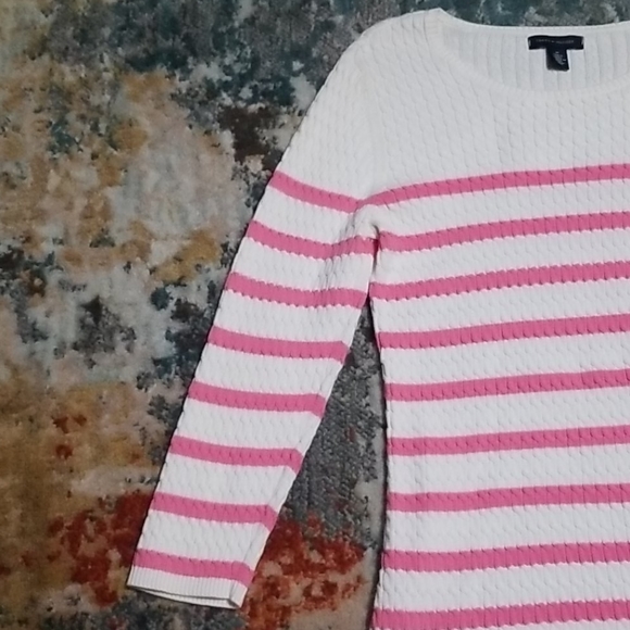 Tommy Hilfiger sweater - Picture 5 of 8